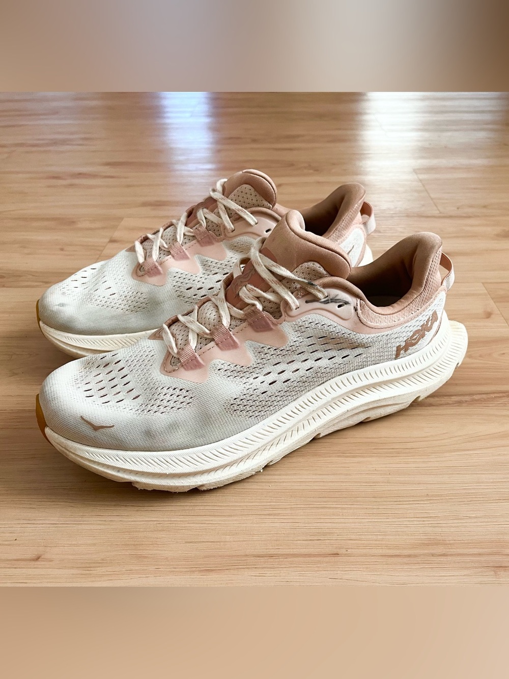 Hoka Women's Cream & Blush Athletic Running Shoes Women 10.0 US - Picture 2 of 8